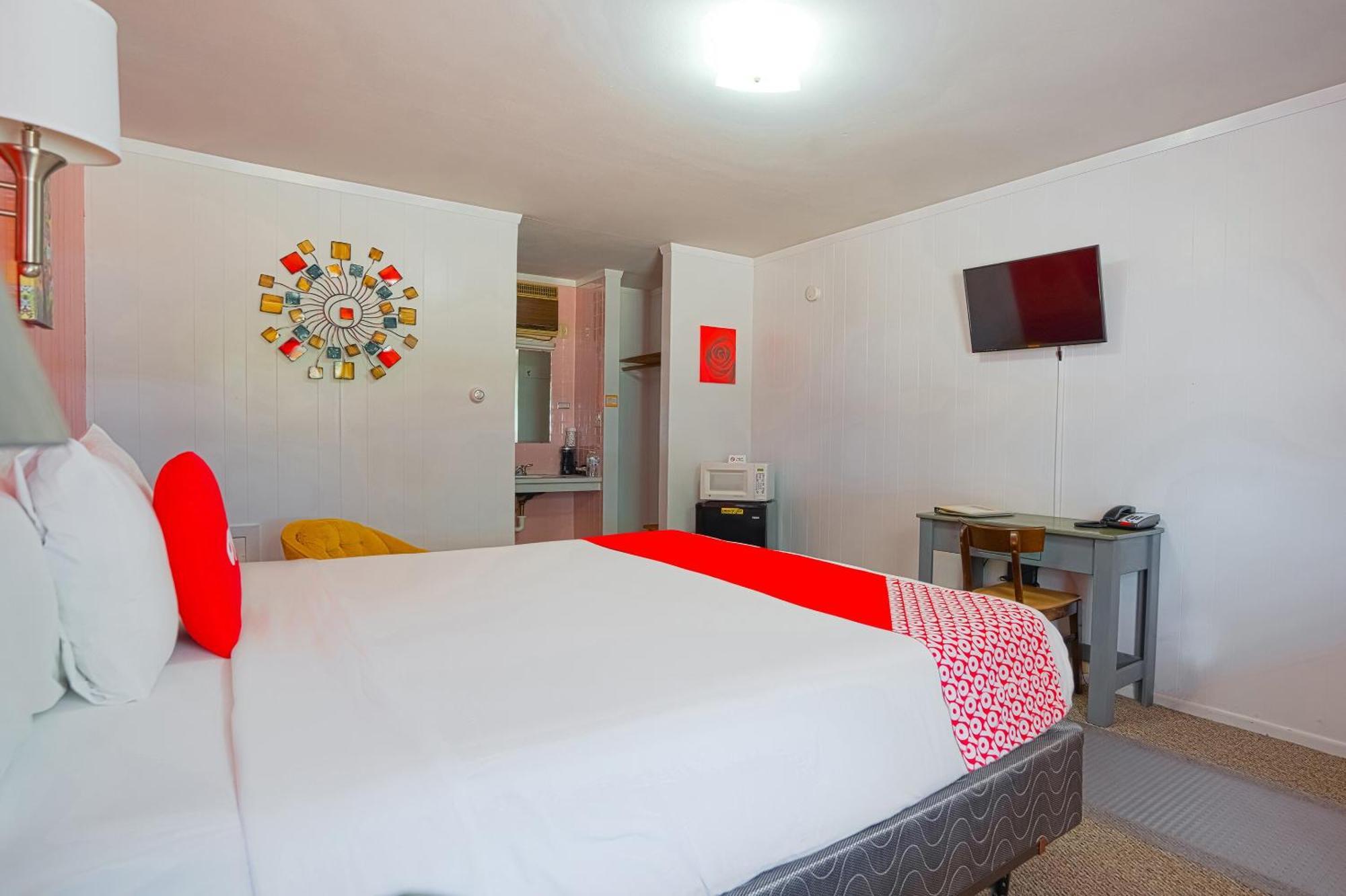 Oyo Hotel Lamberton Hwy 14 Zewnętrze zdjęcie